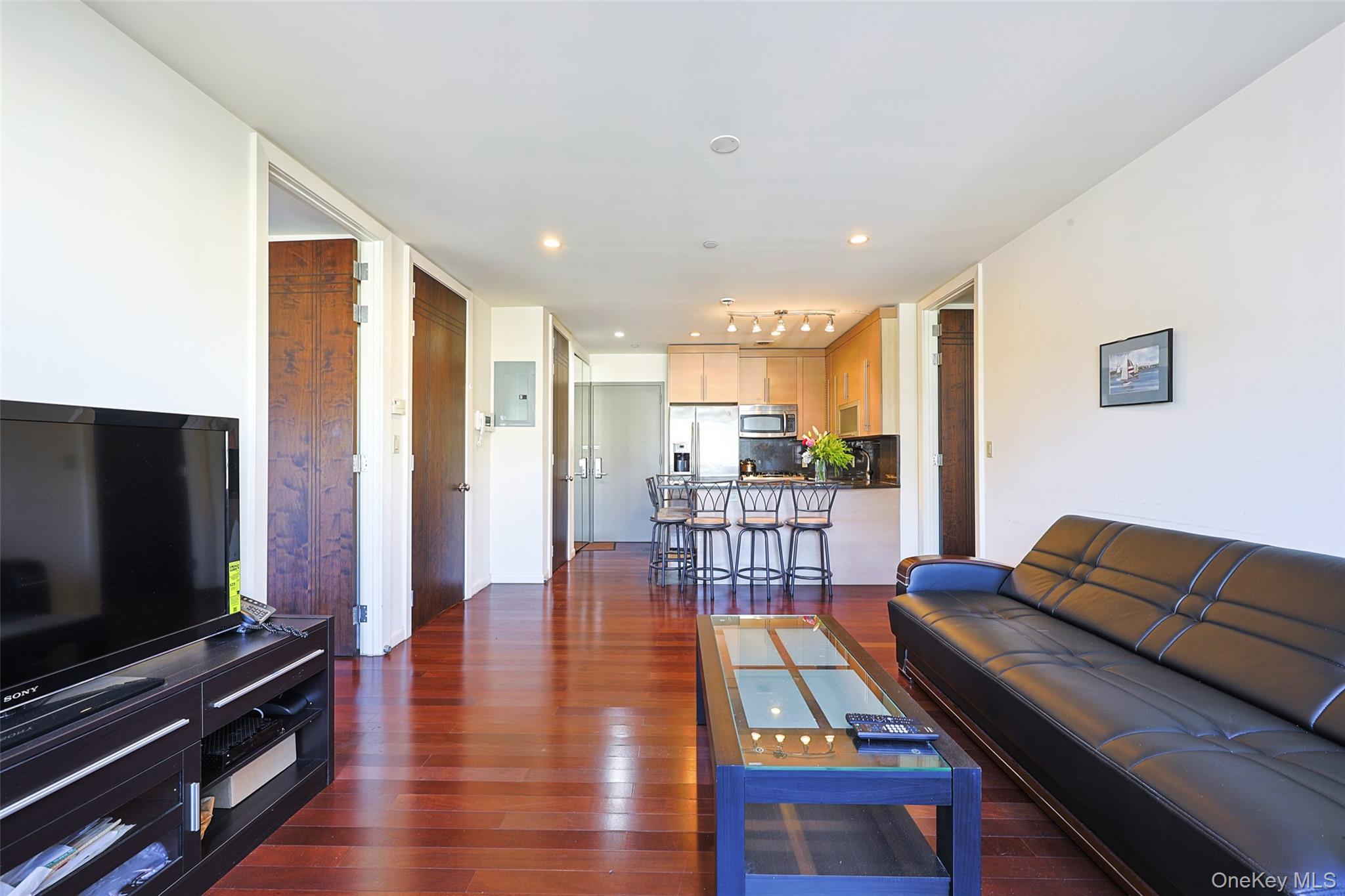 Condo Union  Queens, NY 11354, MLS-968323-6