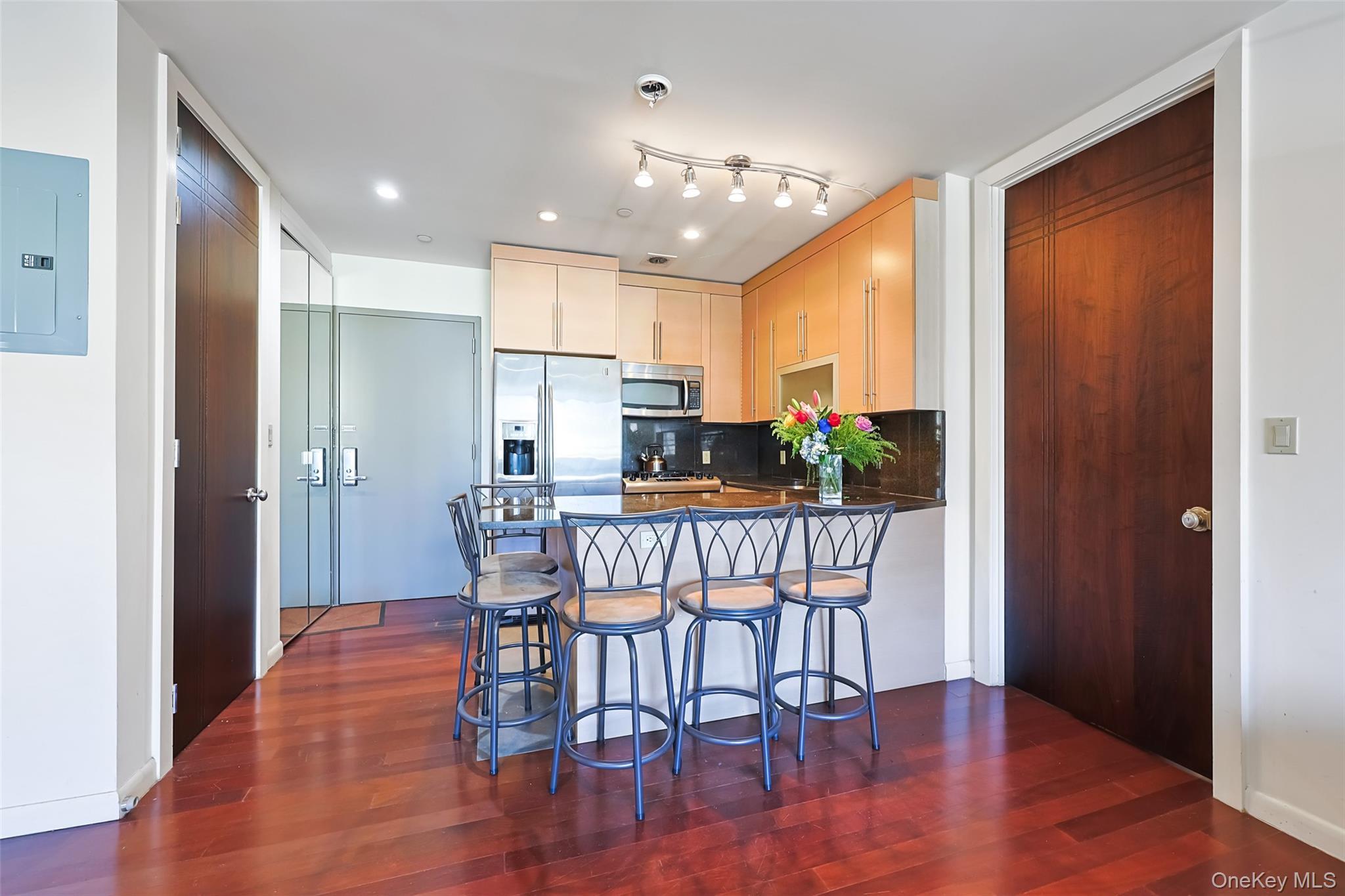 Condo Union  Queens, NY 11354, MLS-968323-9