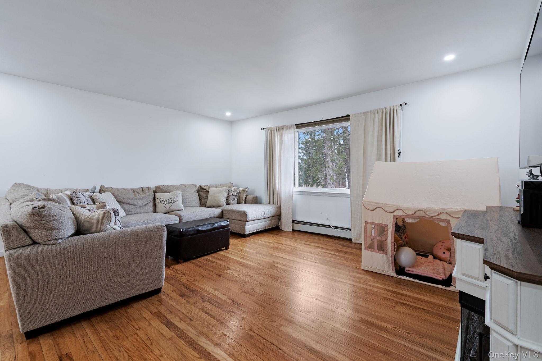 Single Family Rutledge  Orange County, NY 10930, MLS-968339-3