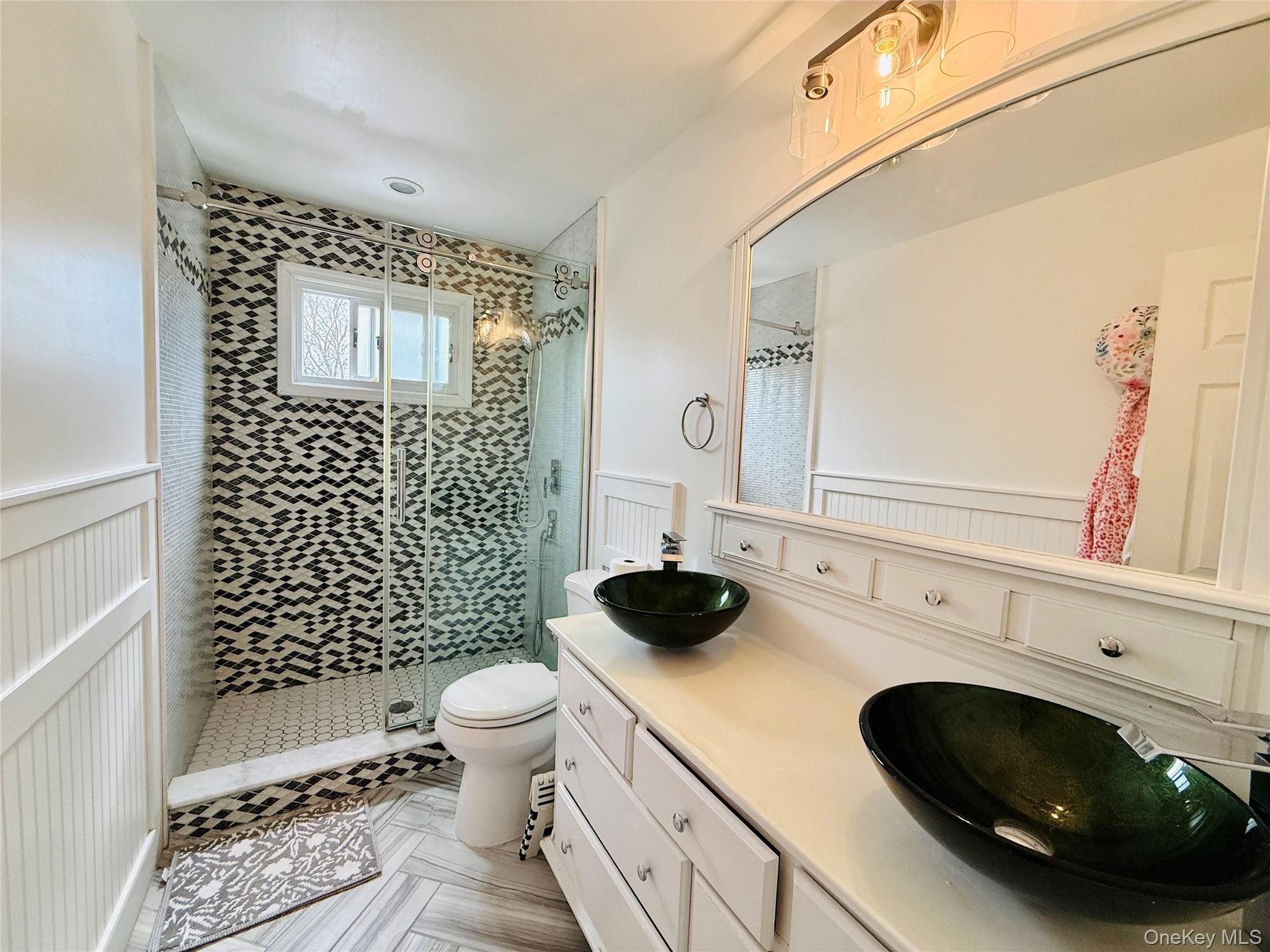 Single Family Waring  Bronx, NY 10469, MLS-968346-19