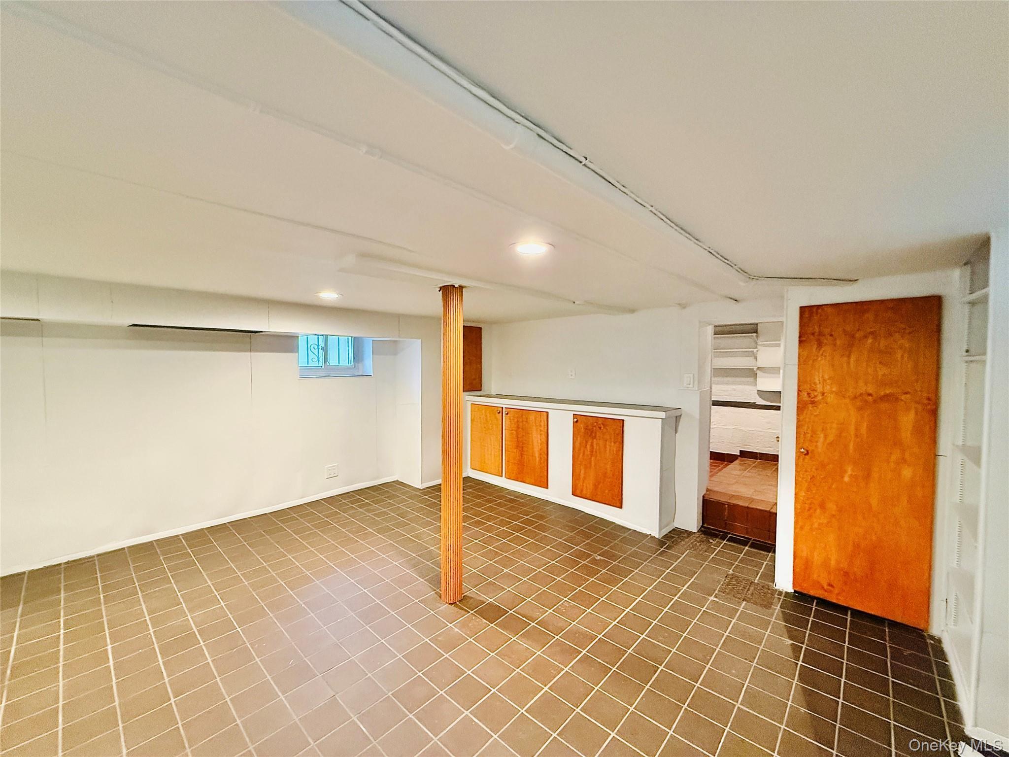 Single Family Willow  Bronx, NY 10461, MLS-968347-23