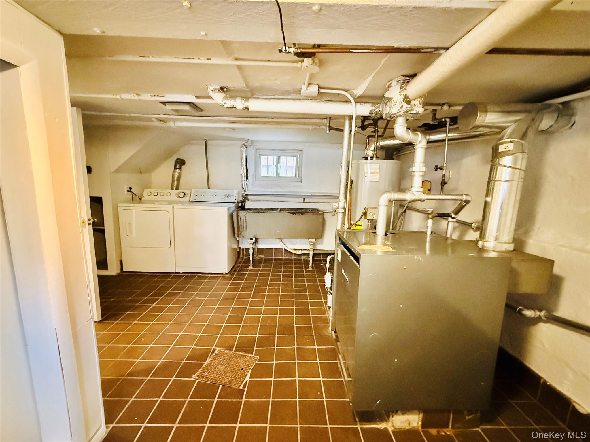 Single Family Willow  Bronx, NY 10461, MLS-968347-28