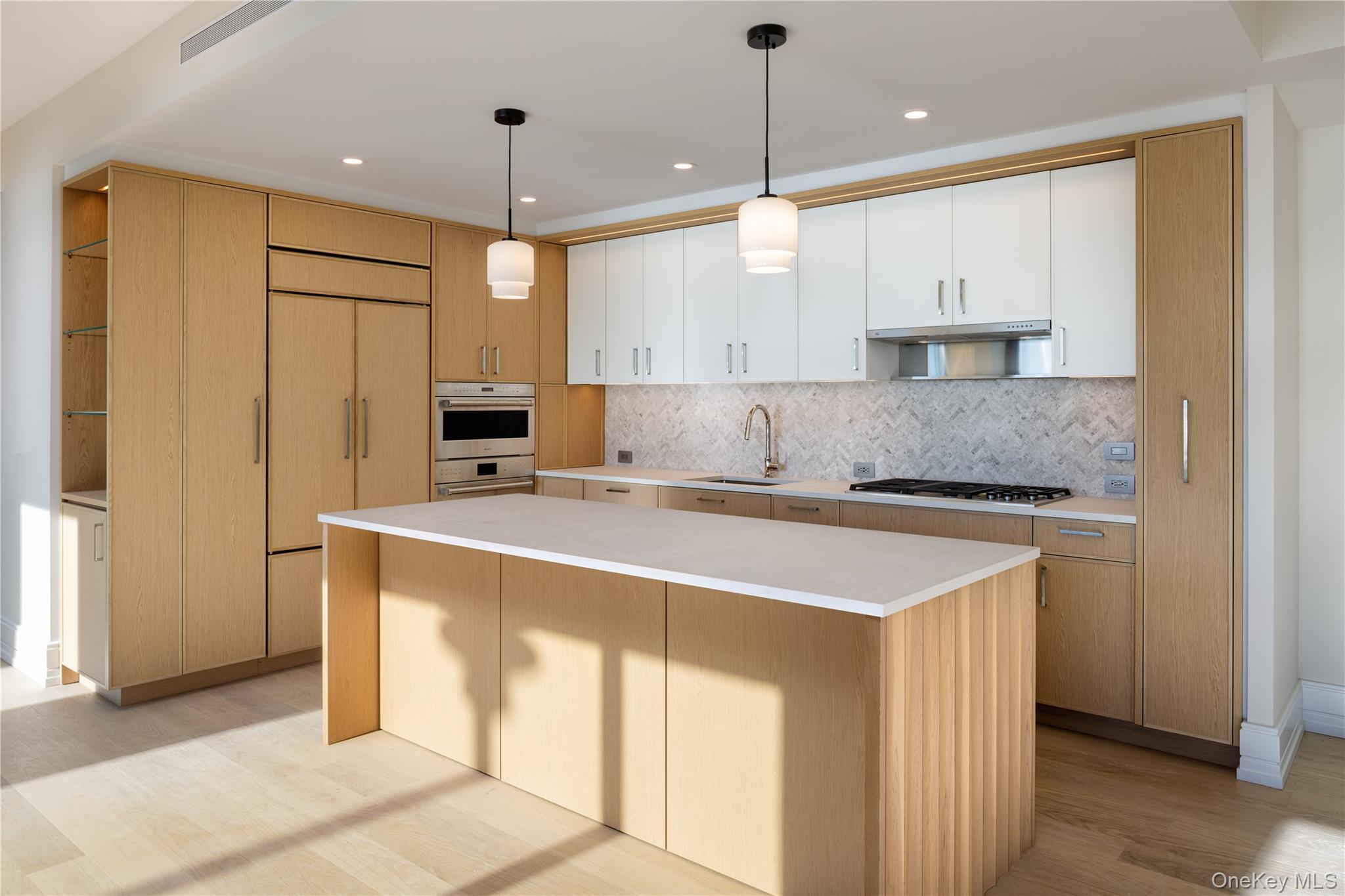 Condo Lighthouse  Westchester County, NY 10591, MLS-968348-6