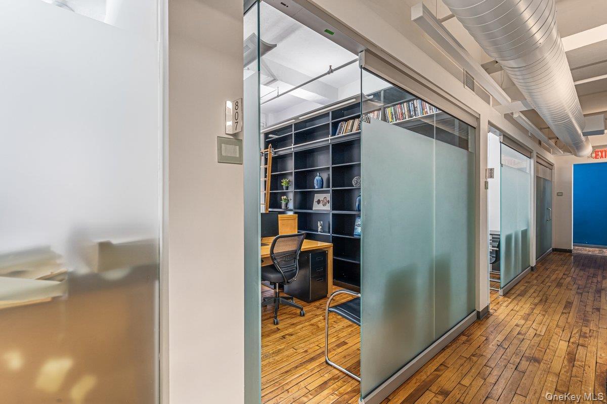 Commercial Lease 29th  Manhattan, NY 10001, MLS-968357-4