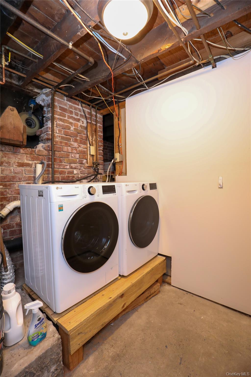 Single Family Downs  Ulster County, NY 12401, MLS-968365-25