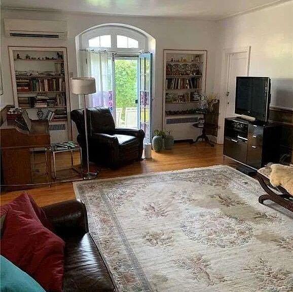 Single Family Quince  Queens, NY 11355, MLS-968411-4