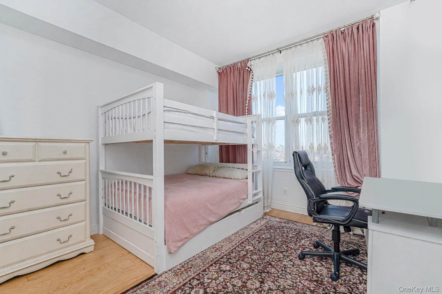 Condo Oceana  Brooklyn, NY 11235, MLS-968420-13