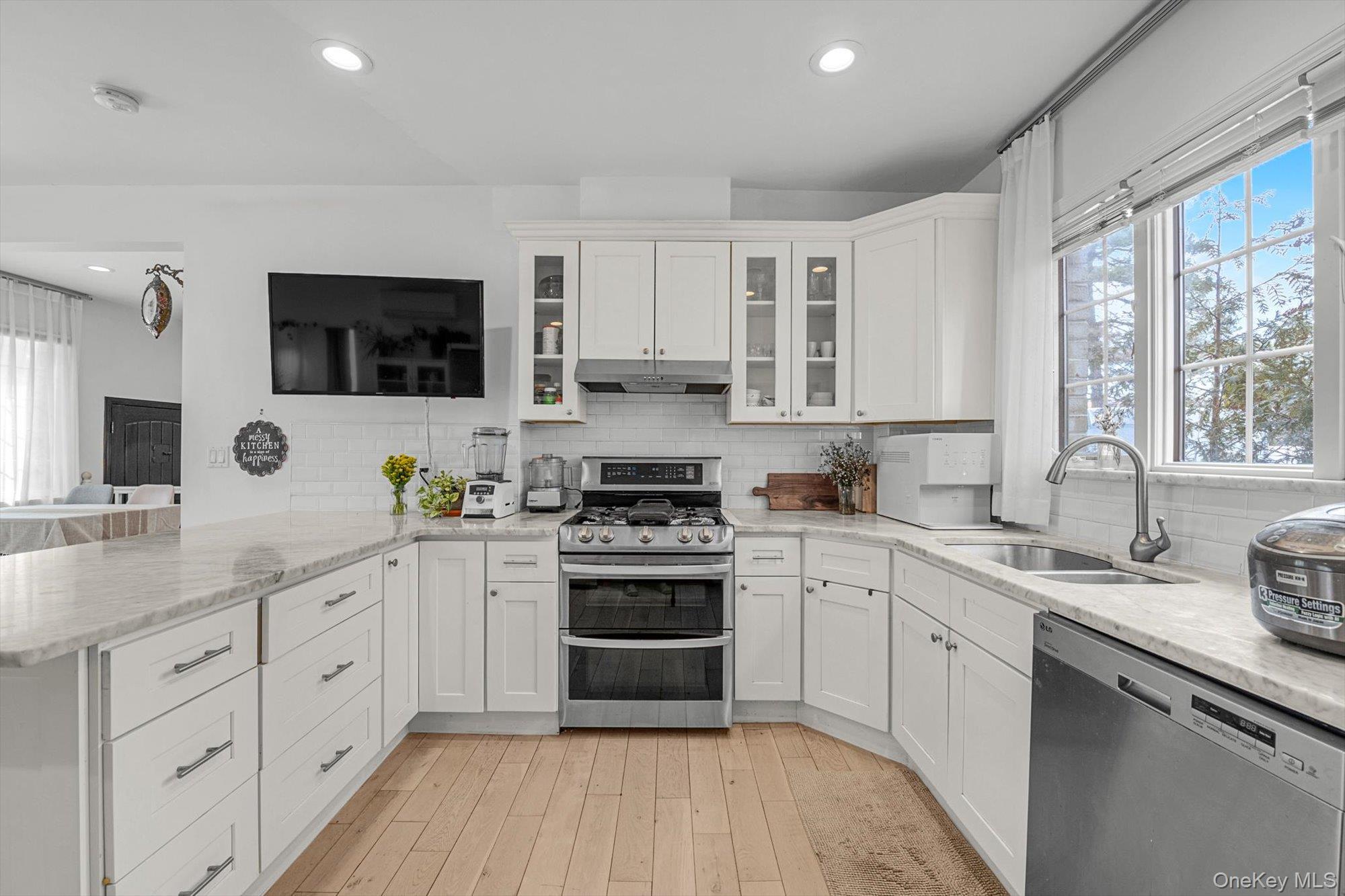 Single Family 215th  Queens, NY 11361, MLS-968431-5