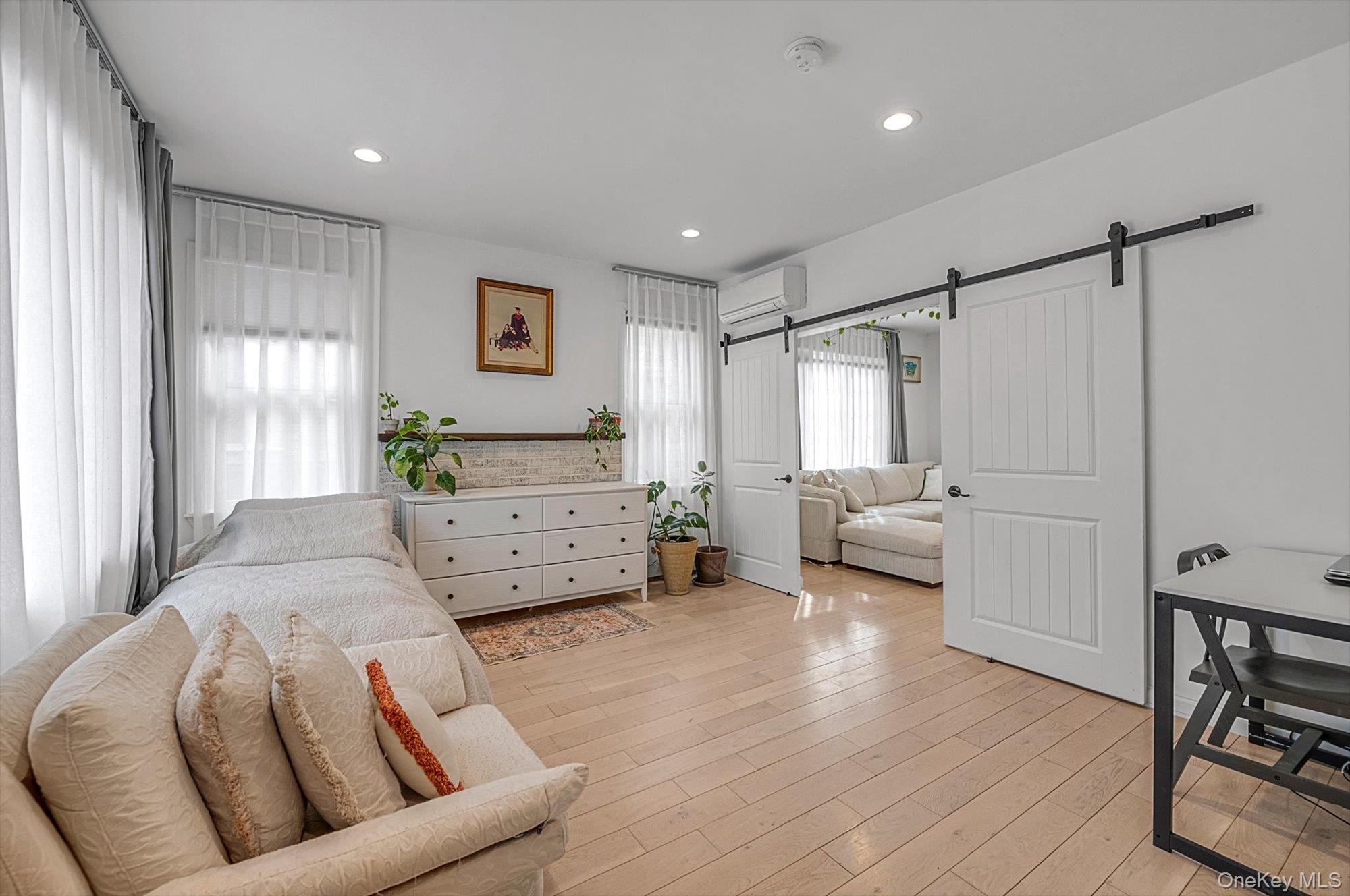 Single Family 215th  Queens, NY 11361, MLS-968431-6