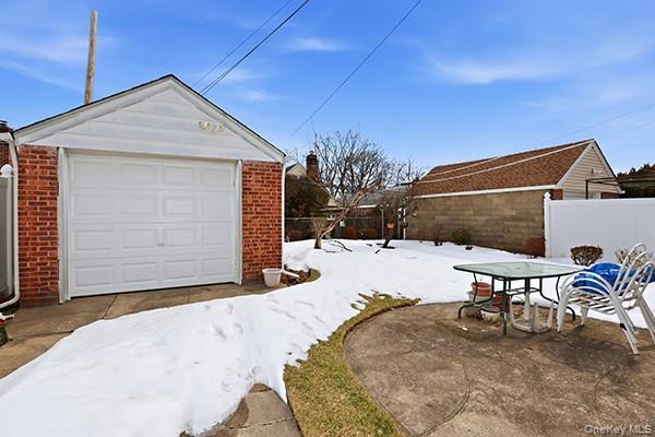 Single Family 248th  Queens, NY 11426, MLS-968454-11