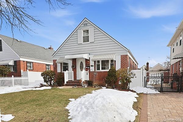 Single Family 248th  Queens, NY 11426, MLS-968454-2