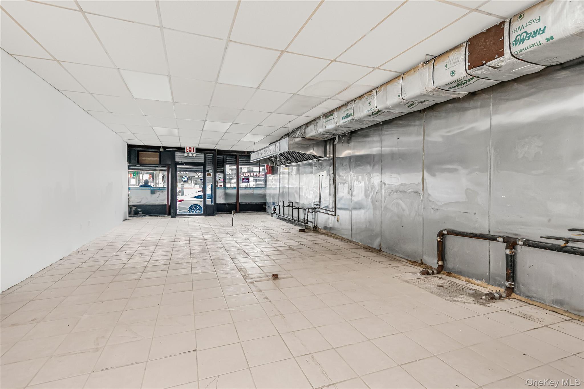 Commercial Lease 183rd Bronx, NY 10453, MLS-968461-10