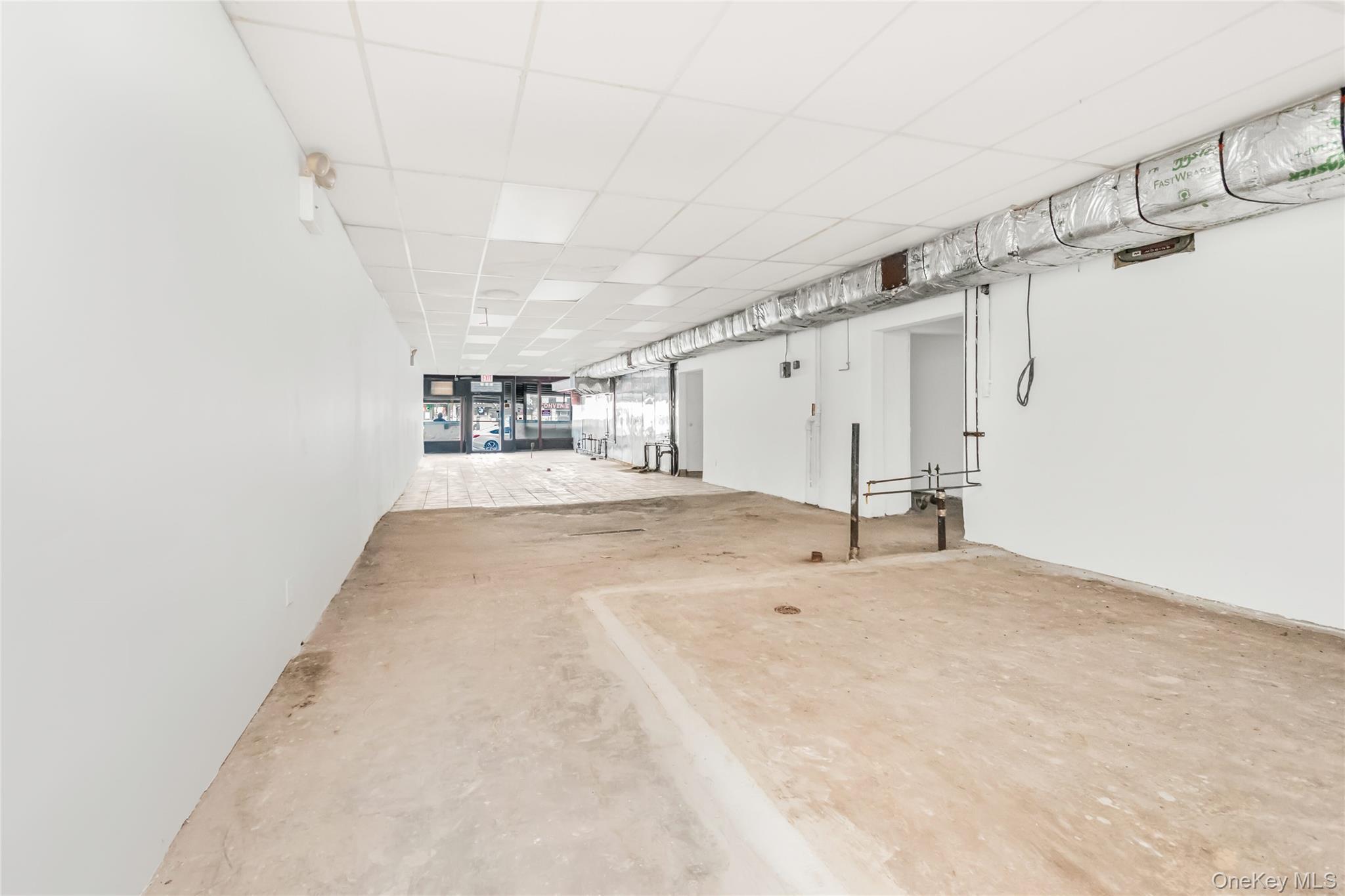 Commercial Lease 183rd Bronx, NY 10453, MLS-968461-9