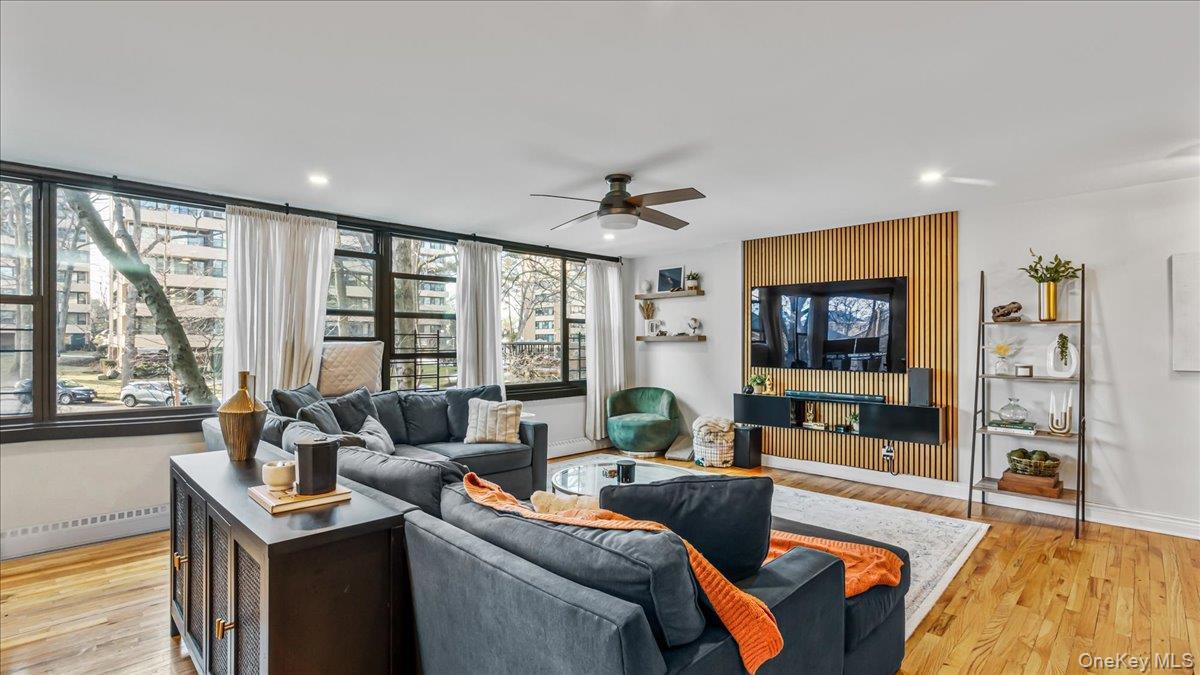 Coop 166th  Queens, NY 11357, MLS-968491-4