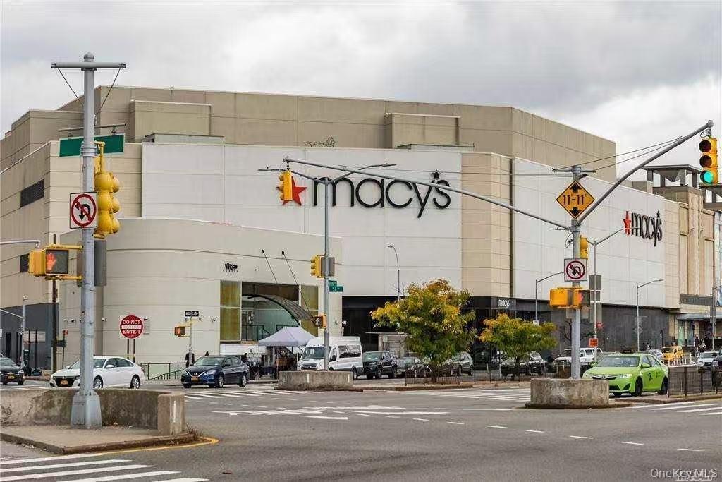 Condo 57th  Queens, NY 11373, MLS-968503-13