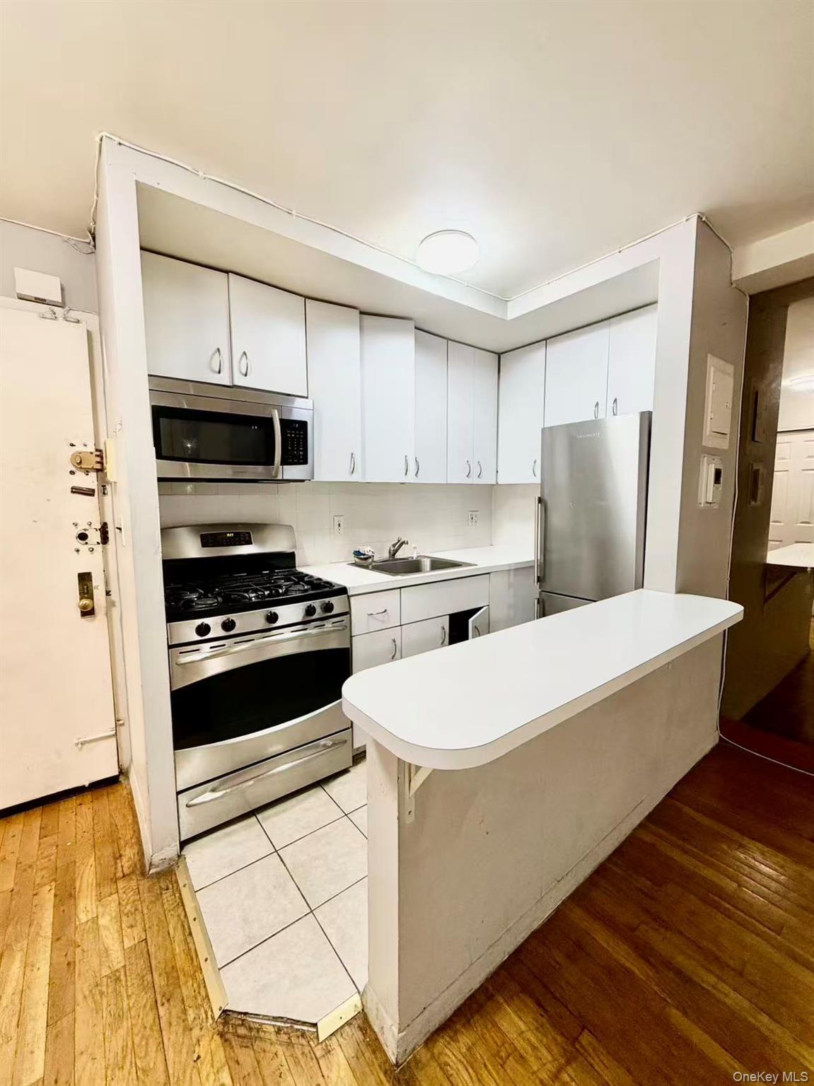 Condo 57th  Queens, NY 11373, MLS-968503-7