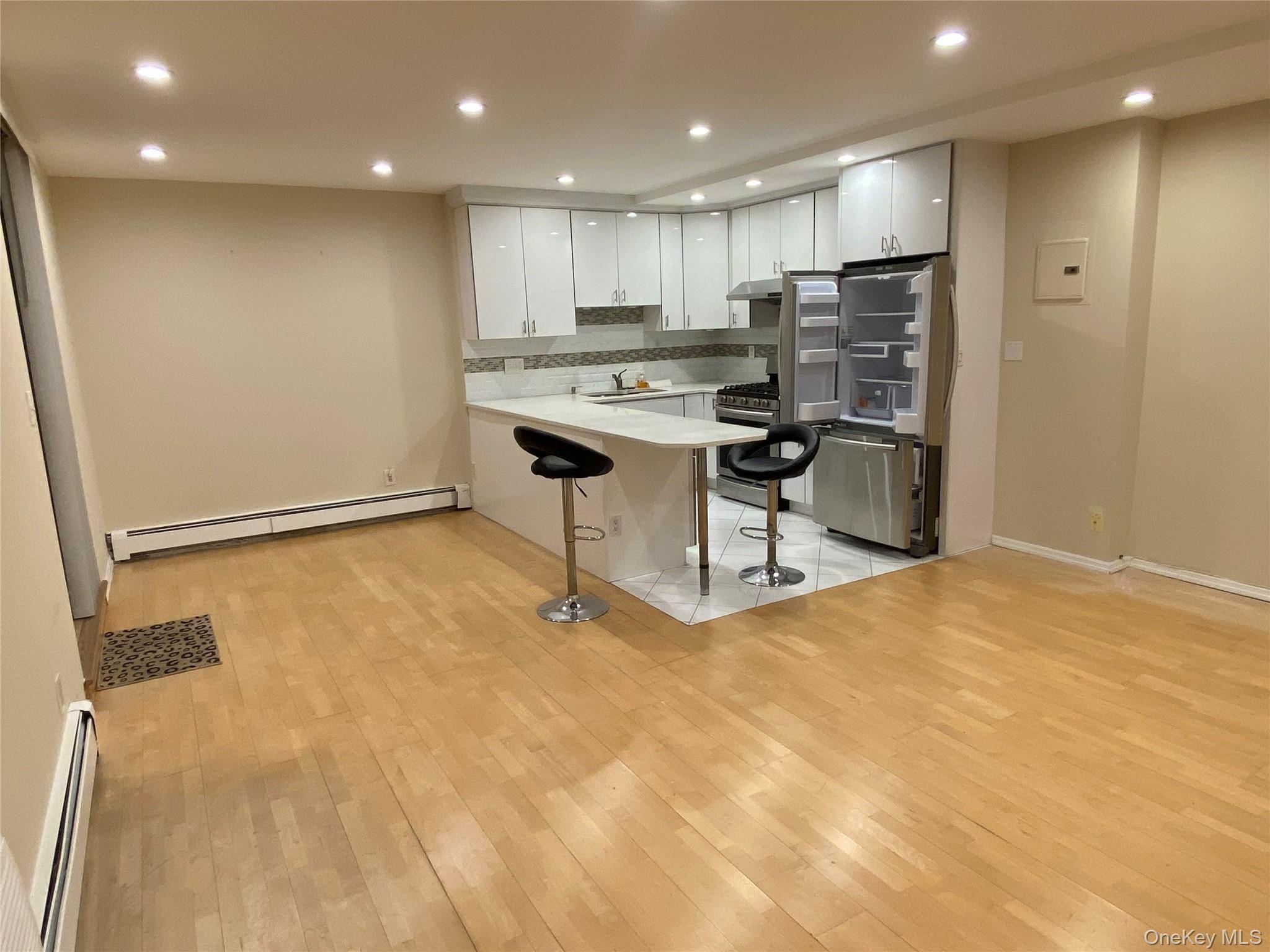 Condo Maple Ave  Queens, NY 11355, MLS-968514-5
