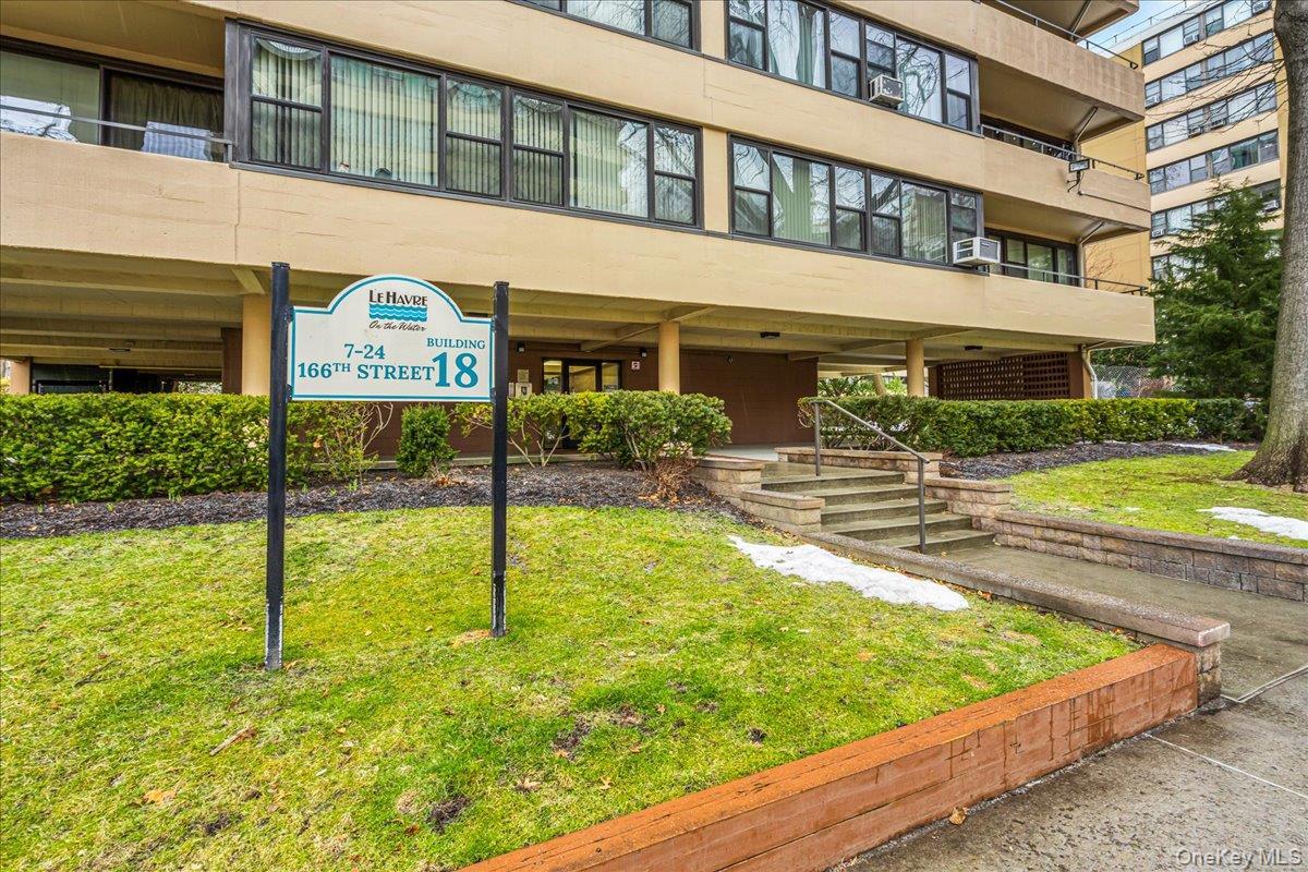 Coop 166th  Queens, NY 11357, MLS-968532-20