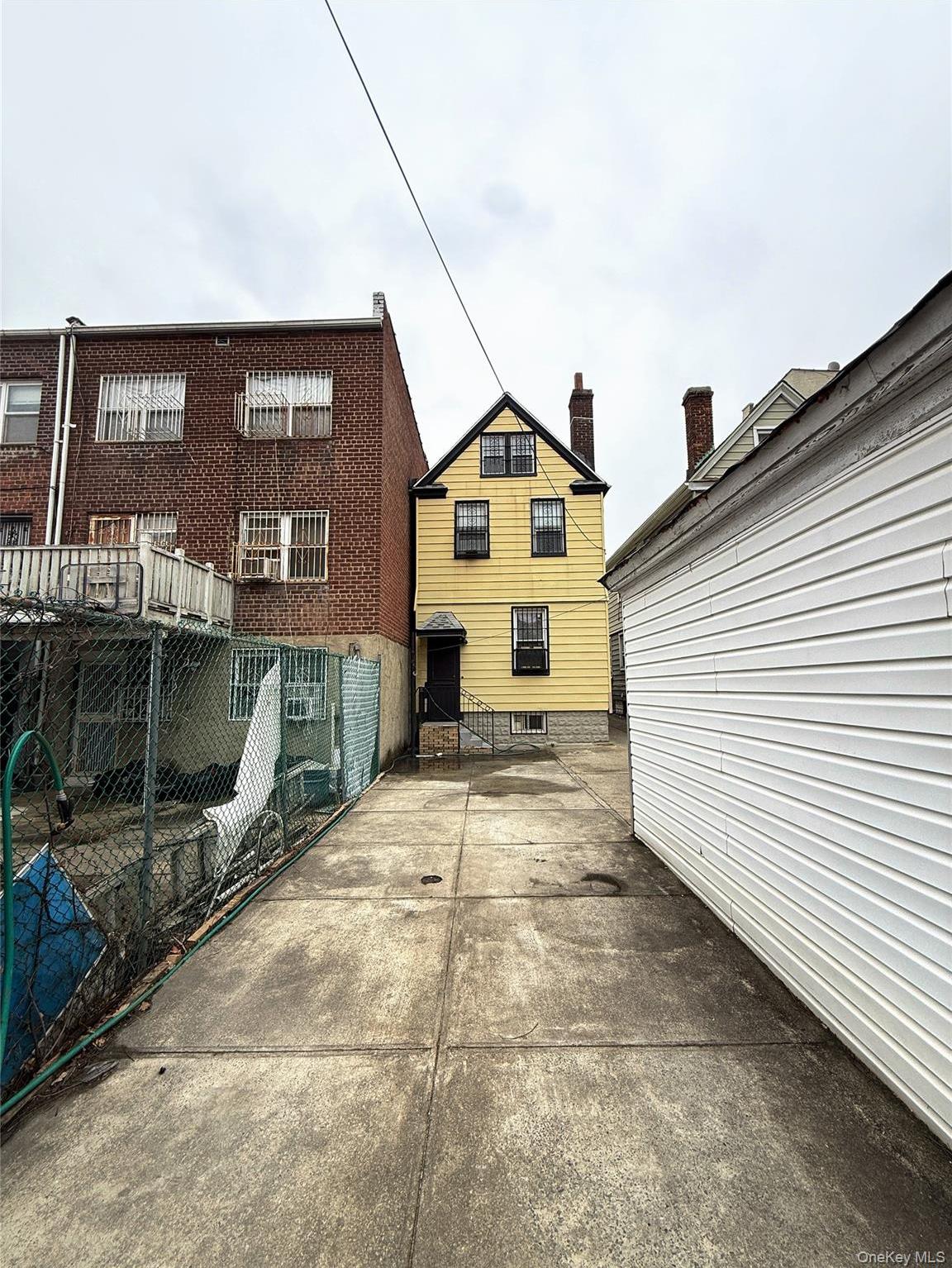 Single Family 65th  Queens, NY 11377, MLS-968536-3