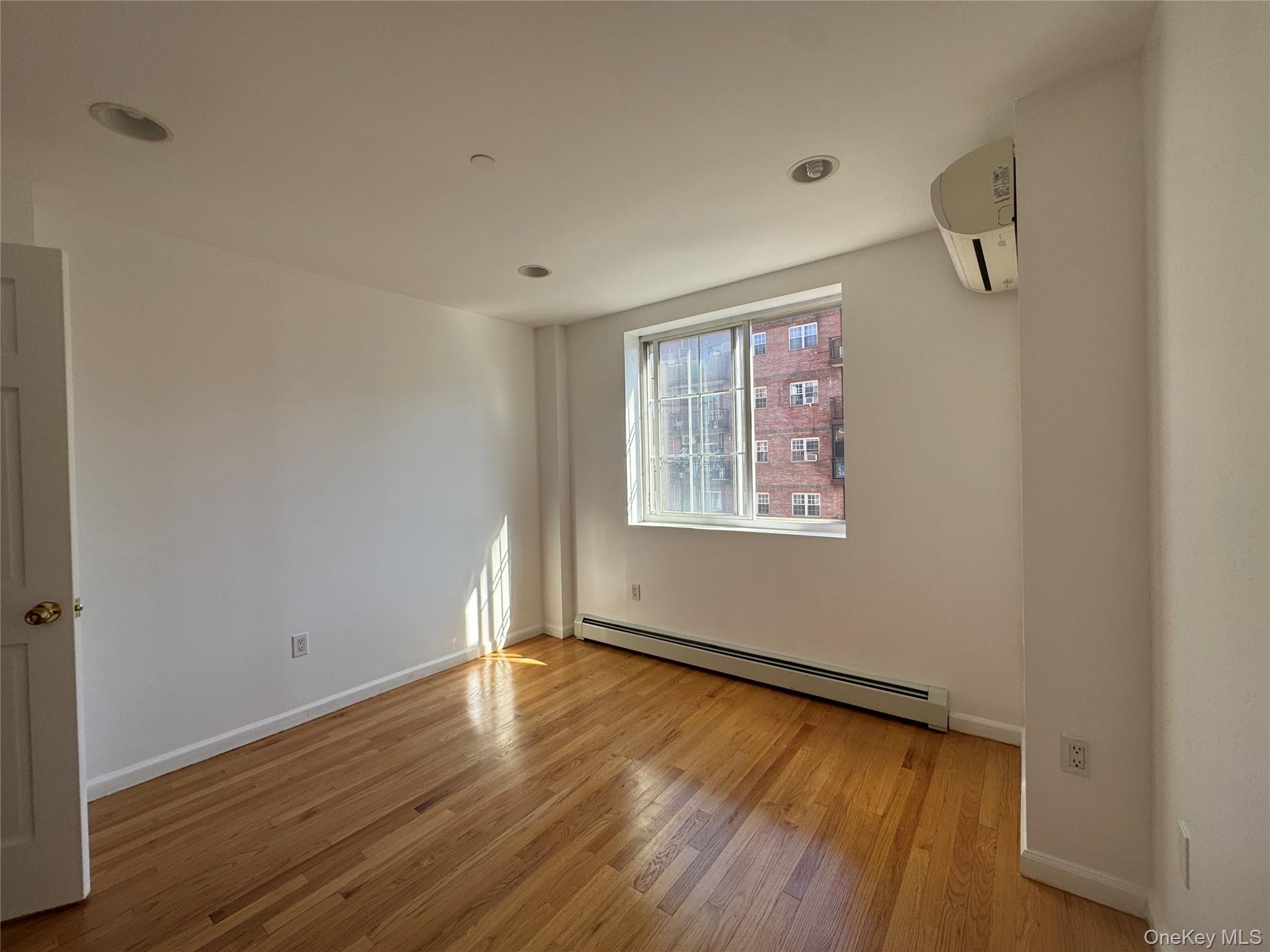 Condo Cherry  Queens, NY 11355, MLS-968543-2