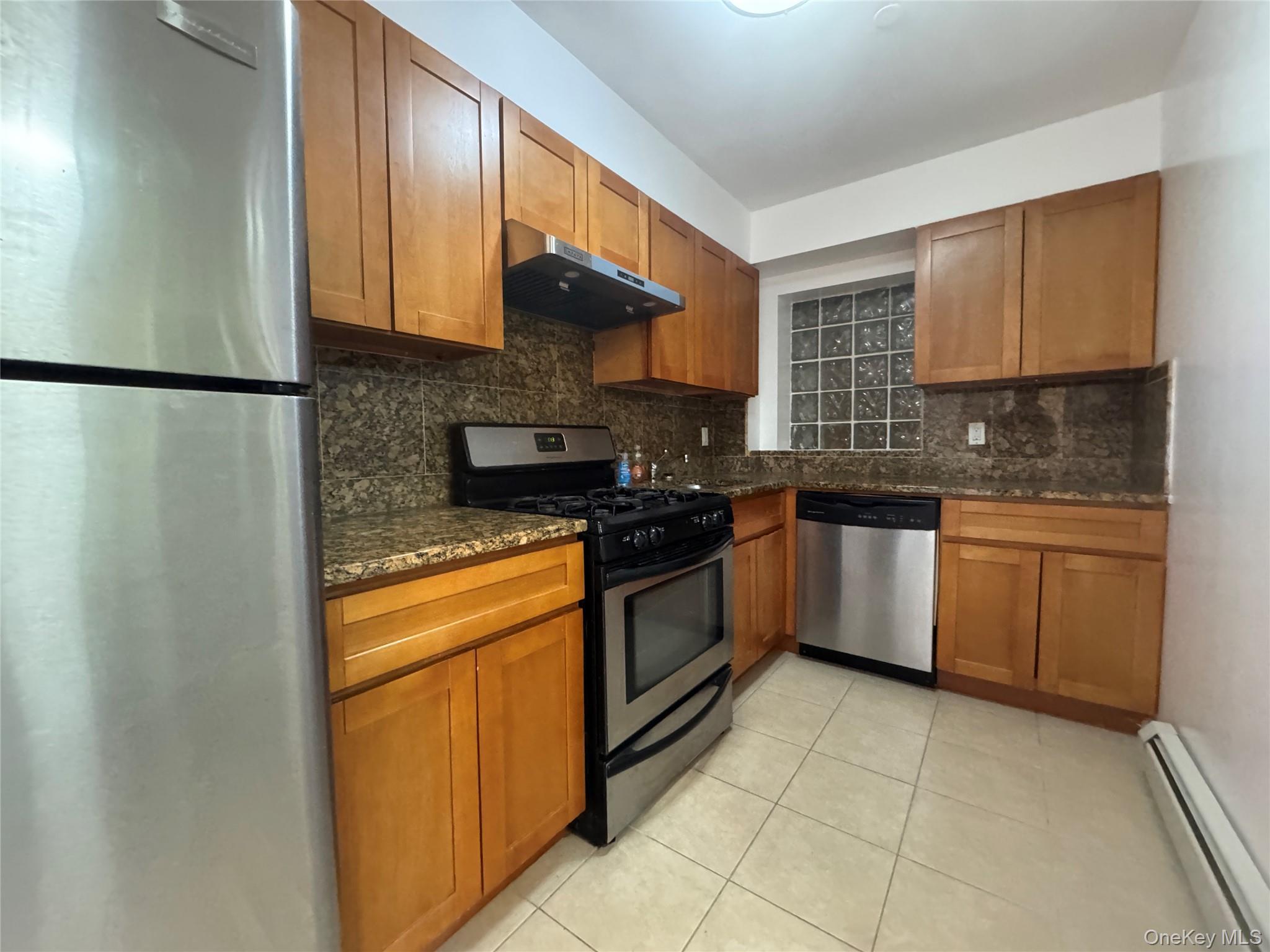 Condo Cherry  Queens, NY 11355, MLS-968543-6