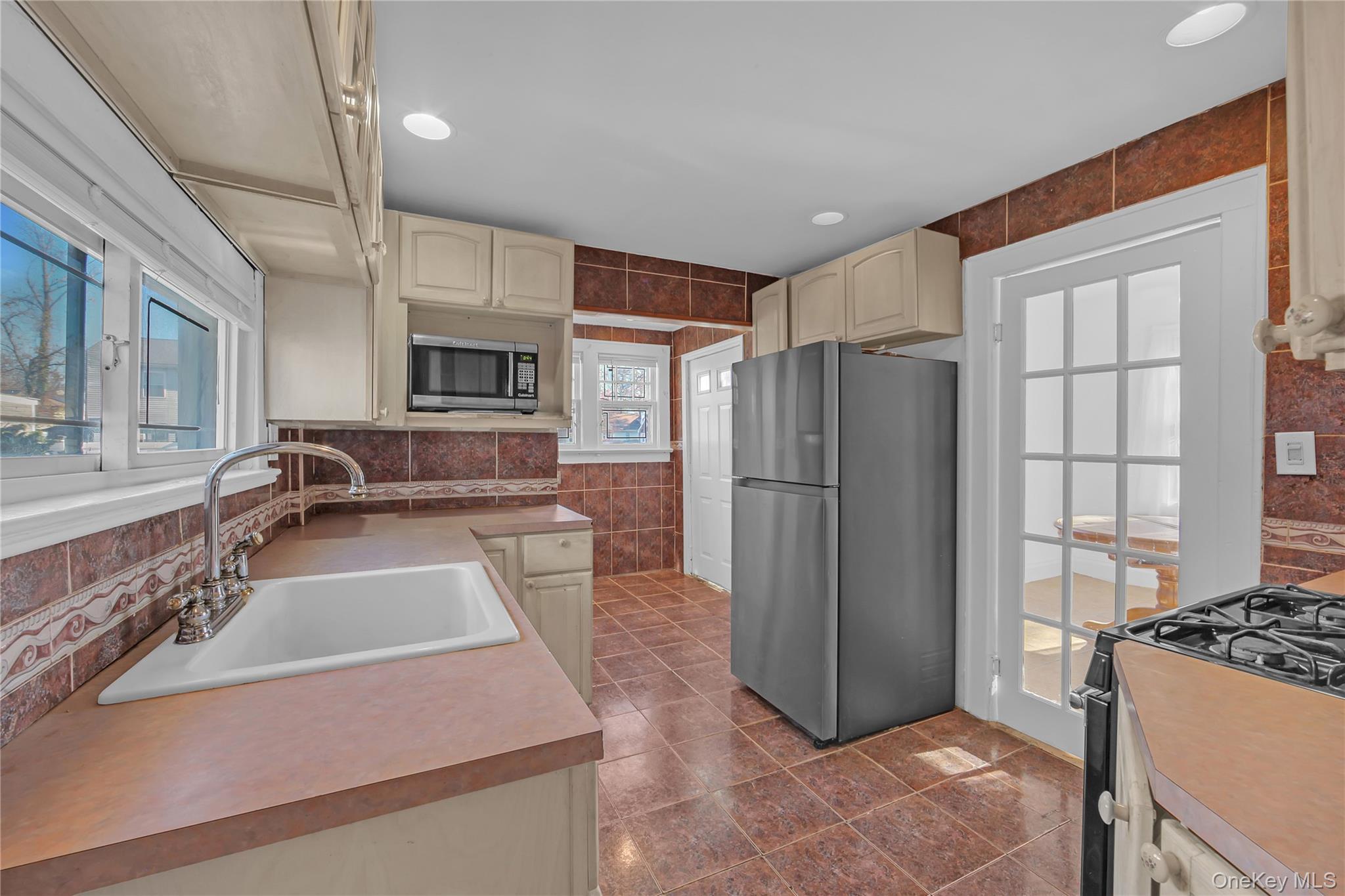 Single Family Langdon  Nassau County, NY 11570, MLS-968552-3