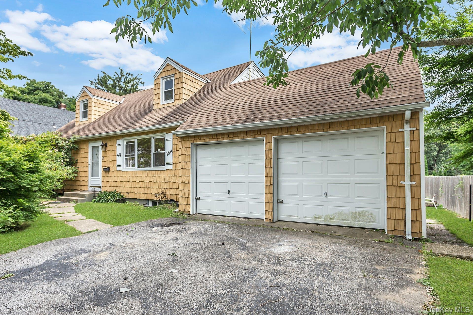 Single Family Cambridge  Nassau County, NY 11542, MLS-968568-2