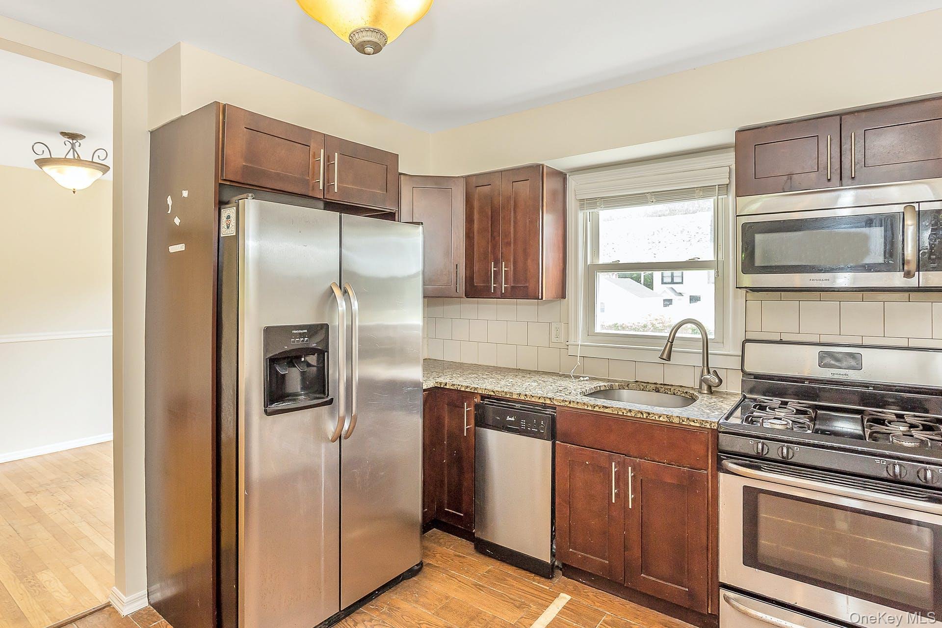 Single Family Cambridge  Nassau County, NY 11542, MLS-968568-23