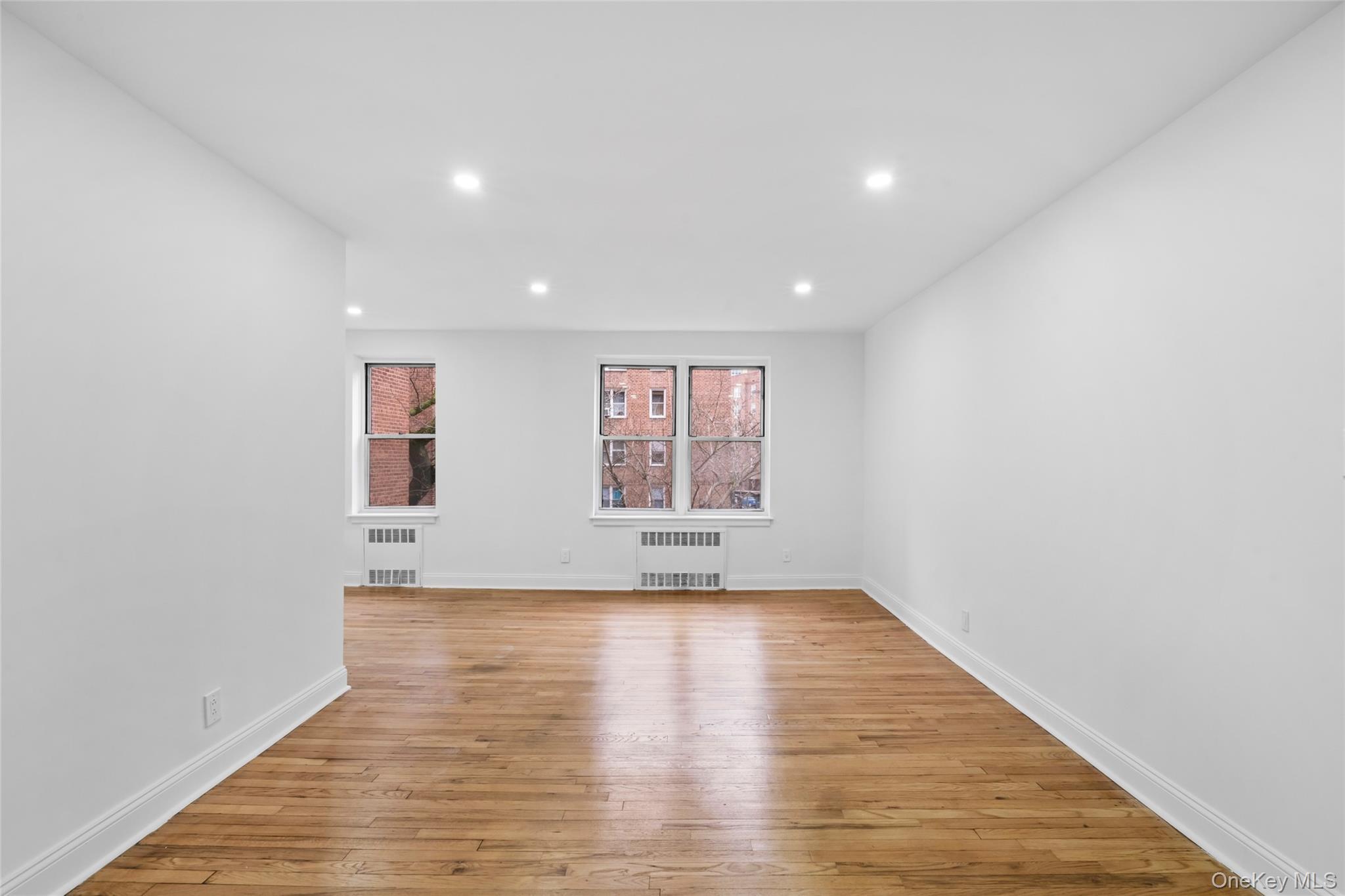 Coop Yellowstone  Queens, NY 11375, MLS-968569-3