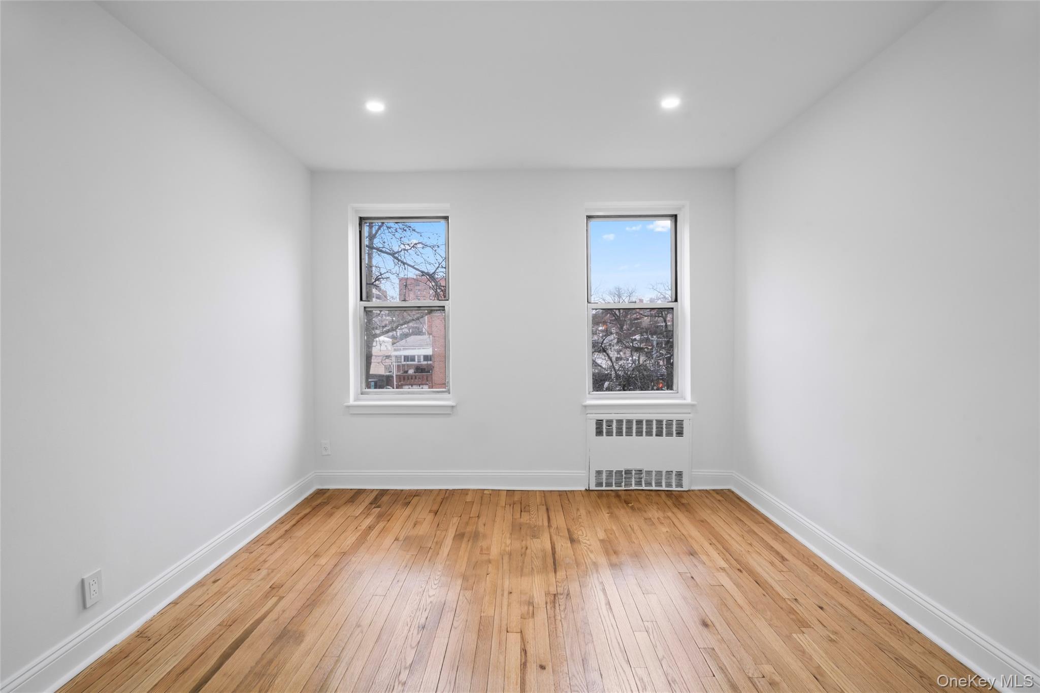 Coop Yellowstone  Queens, NY 11375, MLS-968569-4