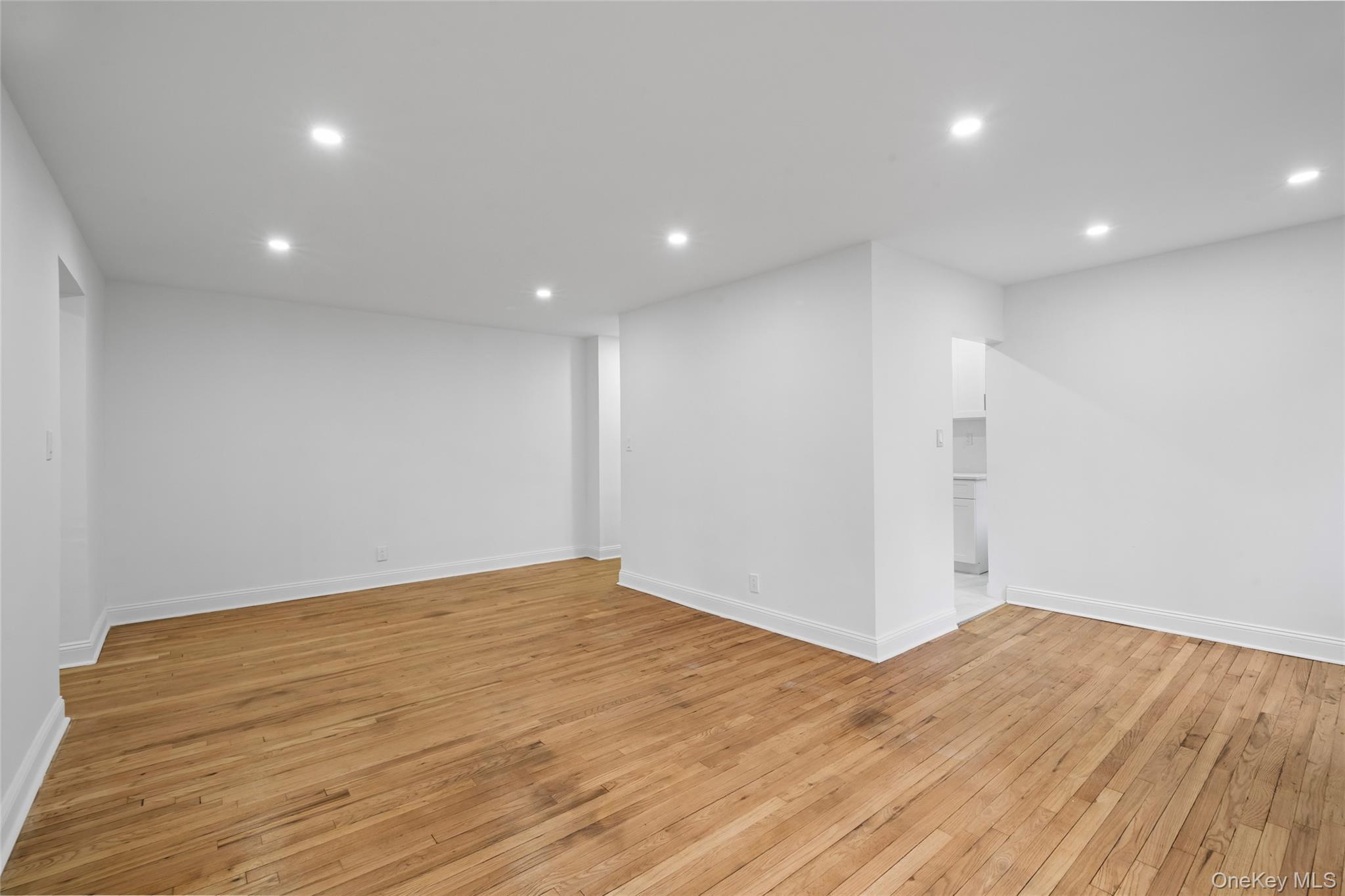 Coop Yellowstone  Queens, NY 11375, MLS-968569-7