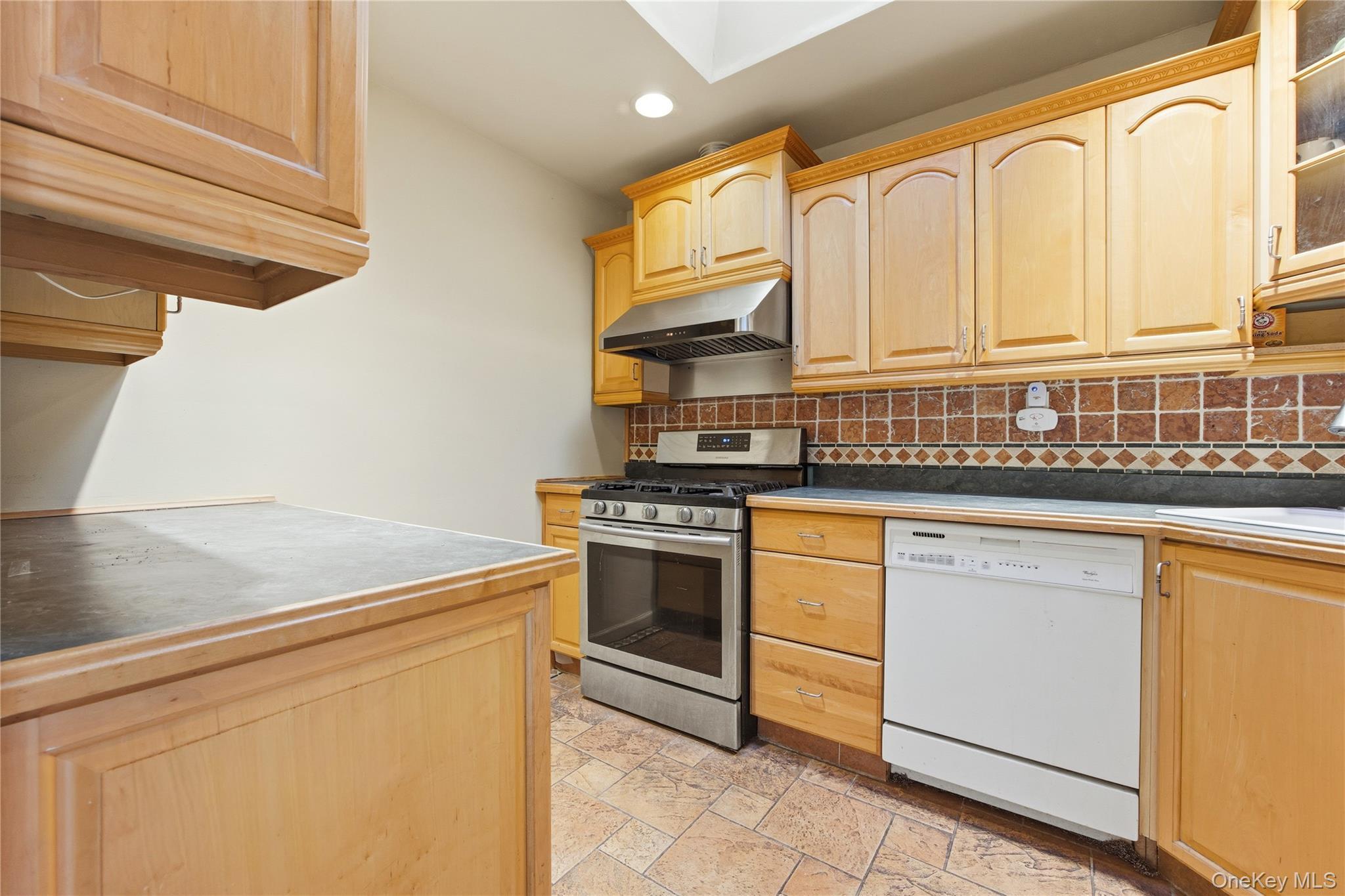 Single Family 117th  Queens, NY 11356, MLS-968578-3