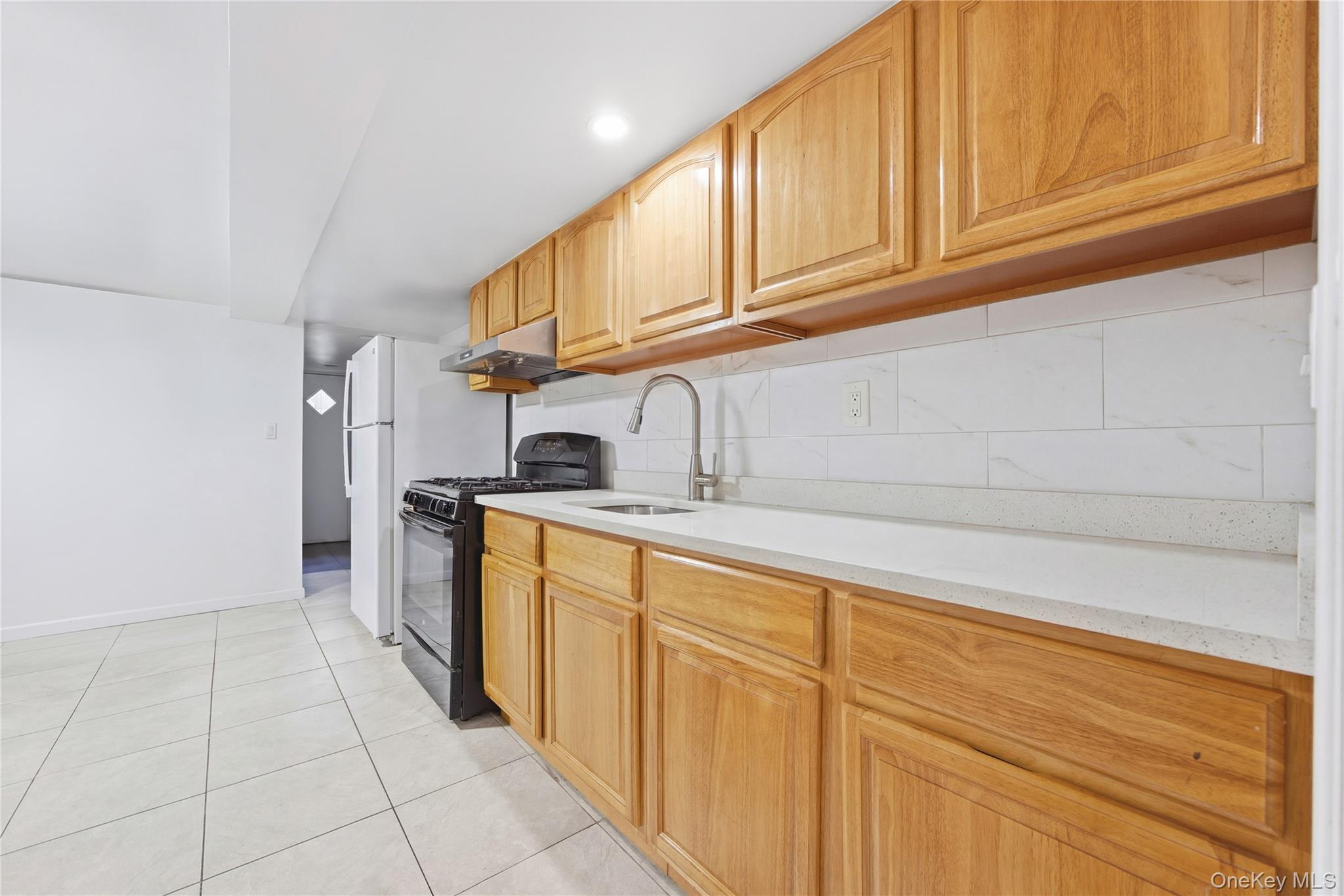 Single Family 117th  Queens, NY 11356, MLS-968578-5