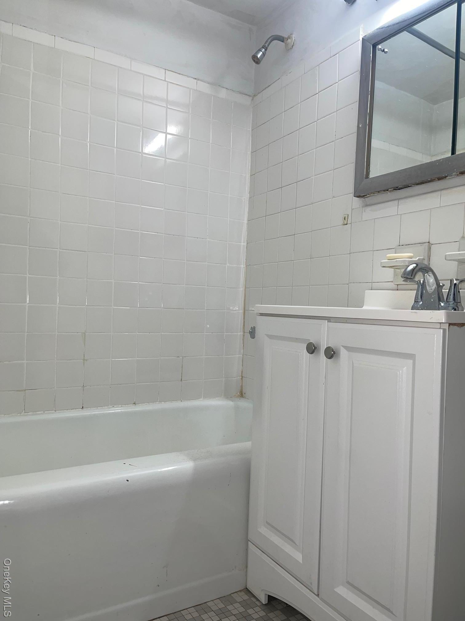 Coop Parsons Blvd  Queens, NY 11432, MLS-968584-10