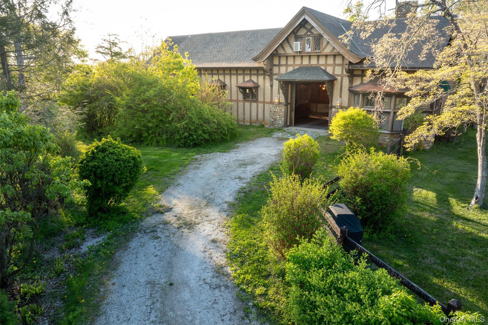 Single Family Quaker Hill Road Dutchess County, NY 12564, MLS-968589-8