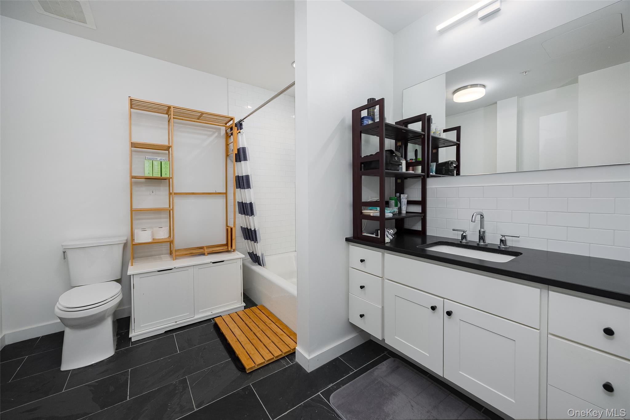 Condo Main  Dutchess County, NY 12508, MLS-968598-11