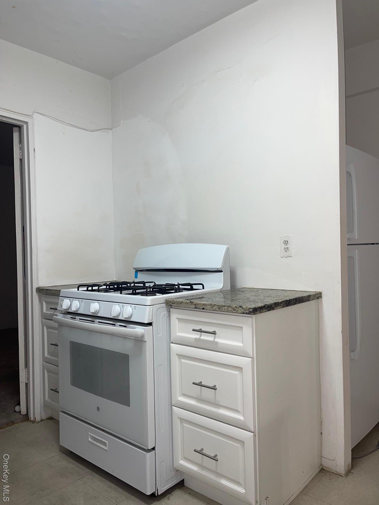 Coop Parsons Boulevard Queens, NY 11432, MLS-968600-11