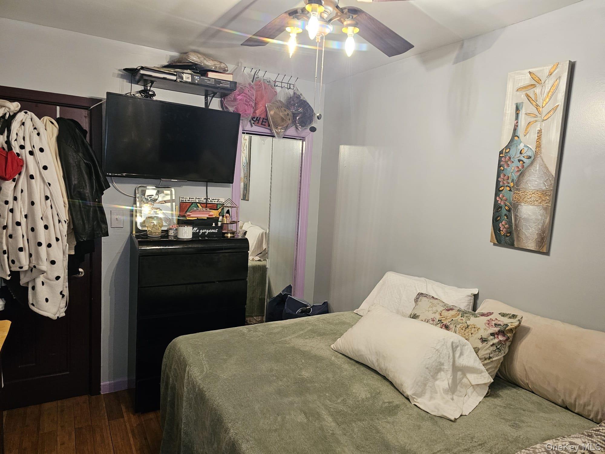 Single Family Mathewson Court  Queens, NY 11434, MLS-968612-7