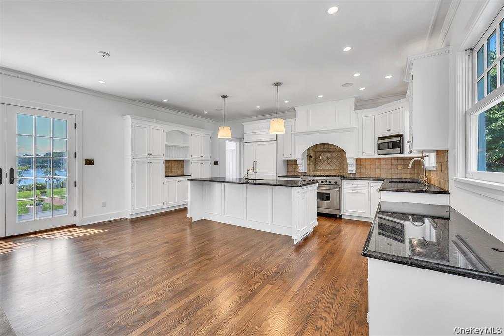 Single Family E Shore Road Suffolk County, NY 11743, MLS-968618-21
