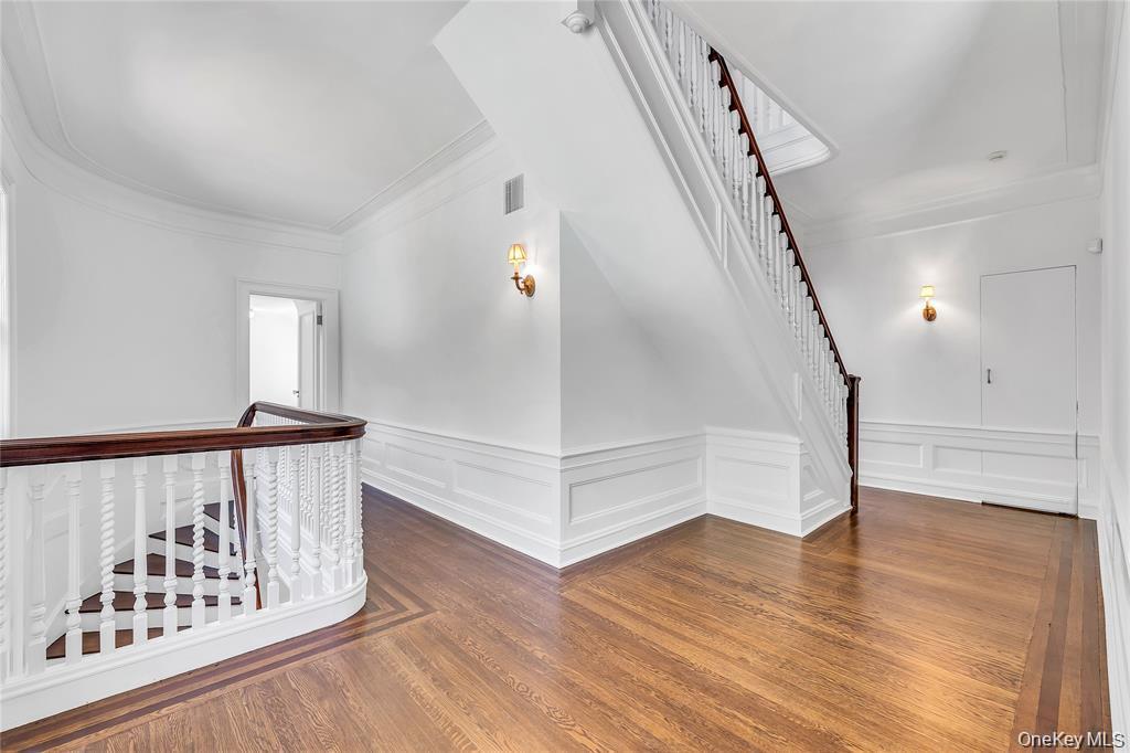 Single Family E Shore Road Suffolk County, NY 11743, MLS-968618-25