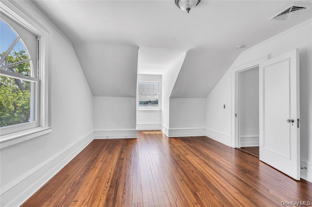 Single Family E Shore Road Suffolk County, NY 11743, MLS-968618-34
