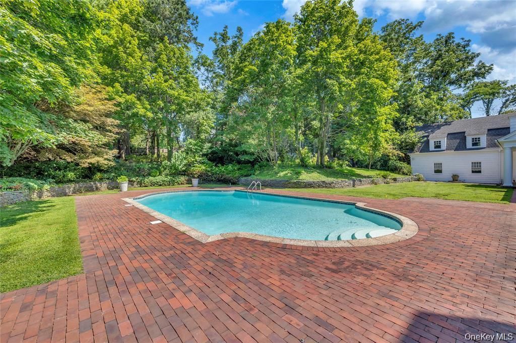 Single Family E Shore Road Suffolk County, NY 11743, MLS-968618-43