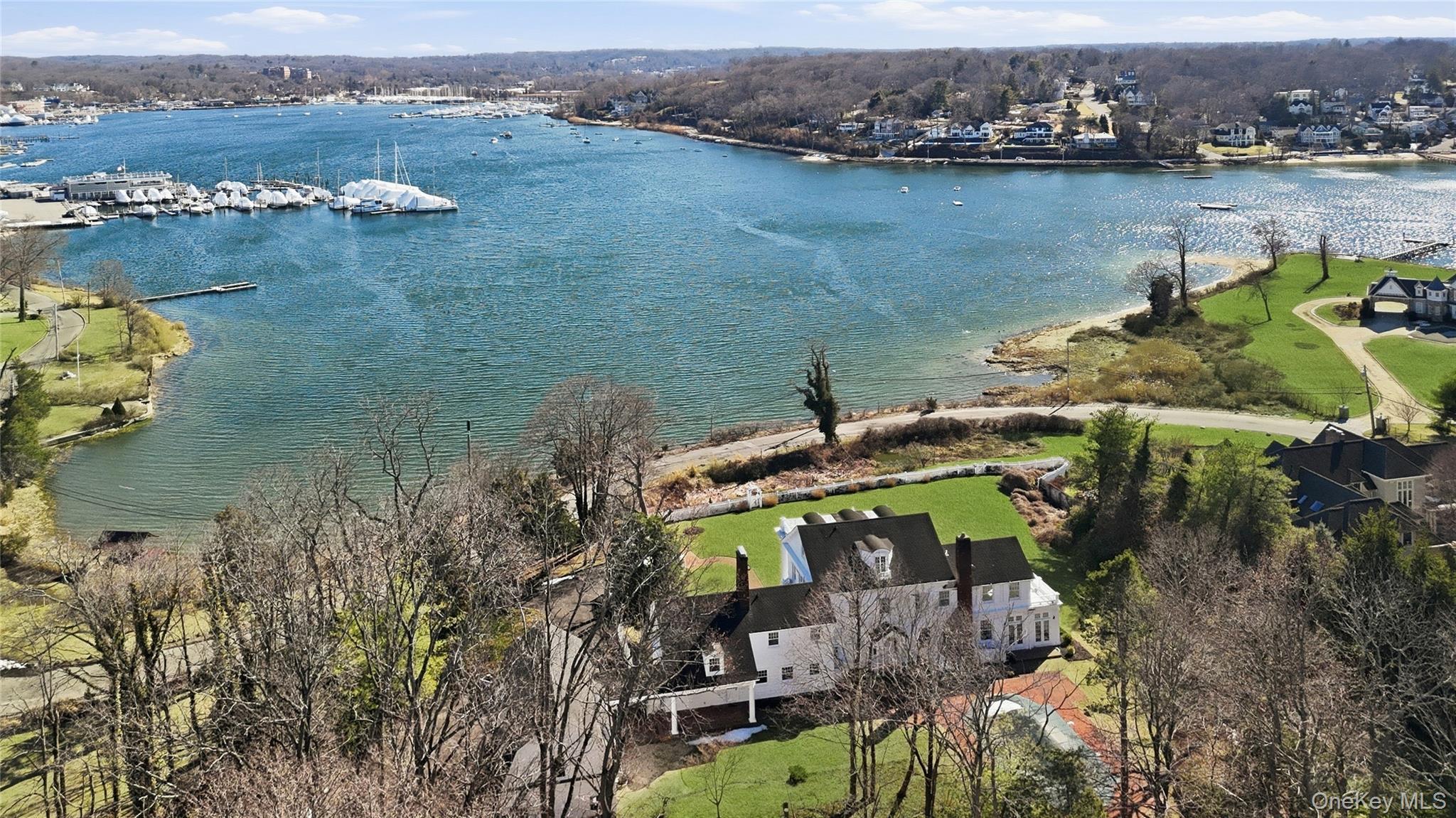 Single Family E Shore Road Suffolk County, NY 11743, MLS-968618-45