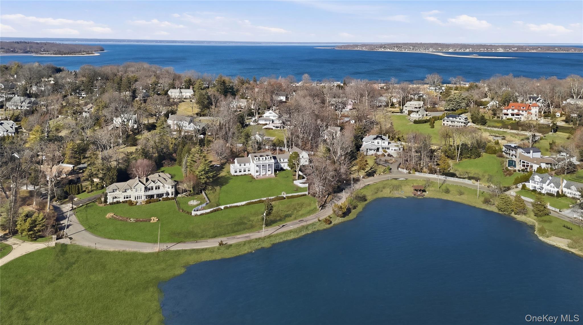 Single Family E Shore Road  Suffolk County, NY 11743, MLS-968618-50