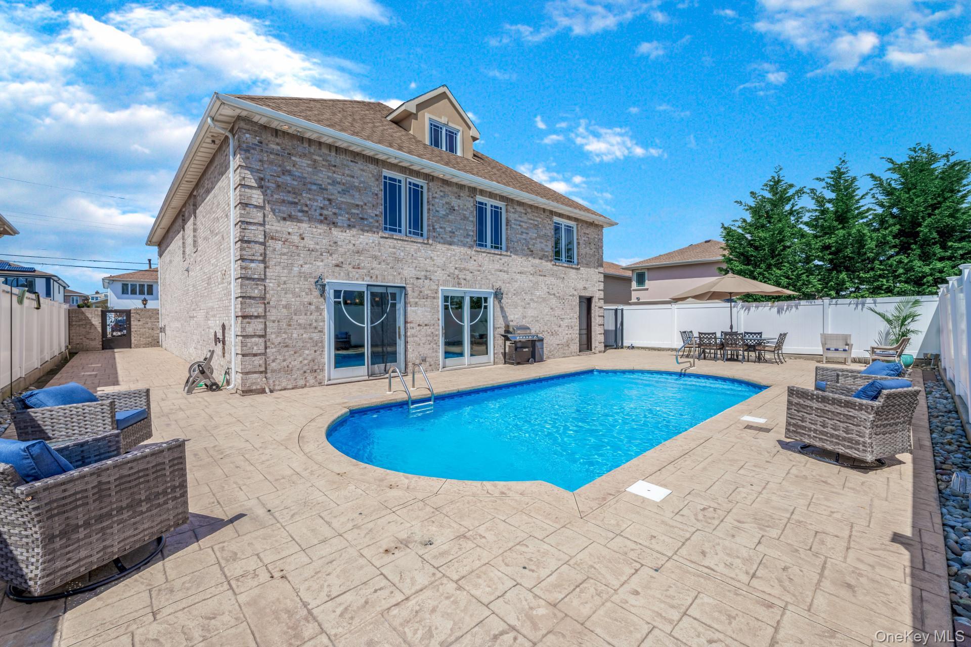 Single Family 86th  Queens, NY 11414, MLS-968632-22