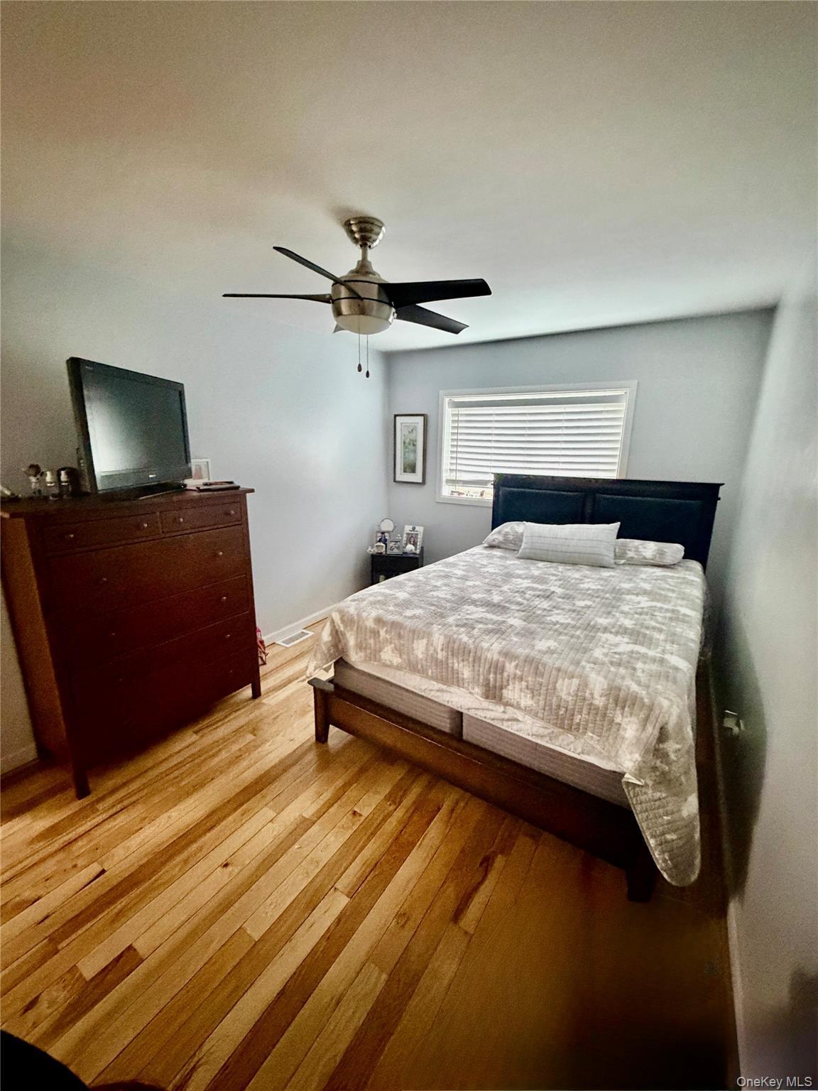 Single Family Reynolds  Bronx, NY 10465, MLS-968642-10