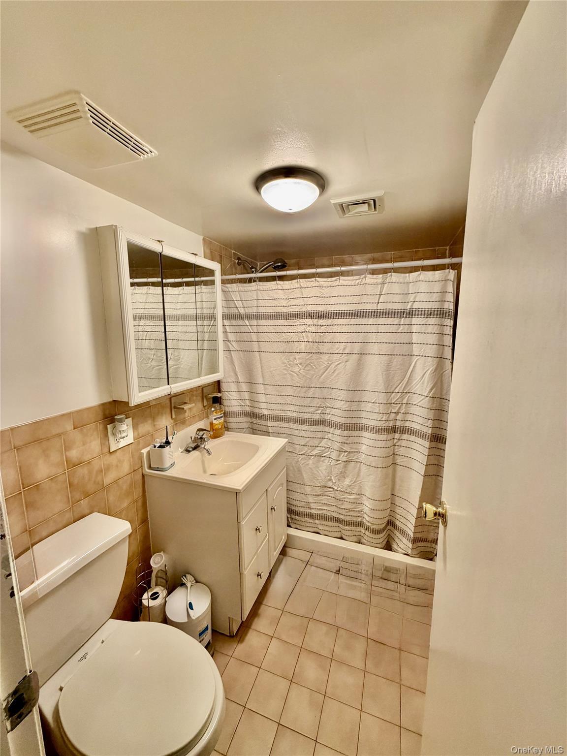 Single Family Reynolds  Bronx, NY 10465, MLS-968642-19