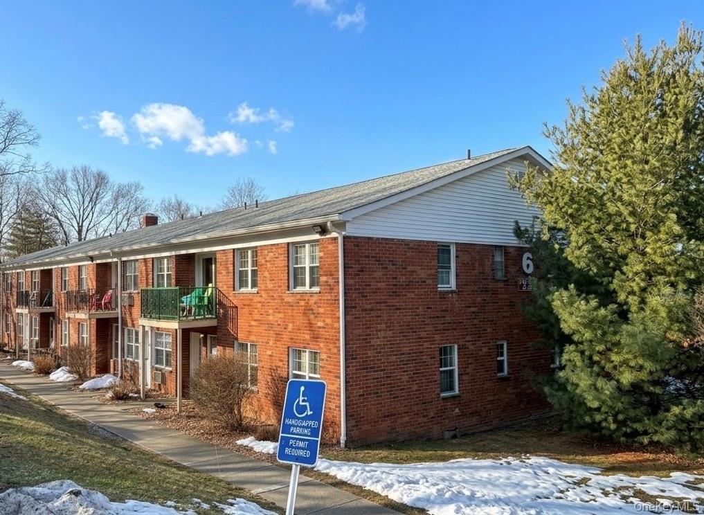 Condo Colonial  Dutchess County, NY 12508, MLS-968647-18