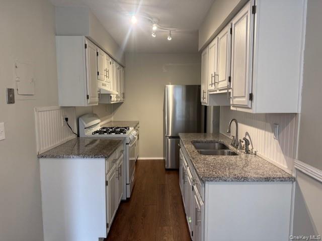 Condo Colonial  Dutchess County, NY 12508, MLS-968647-6