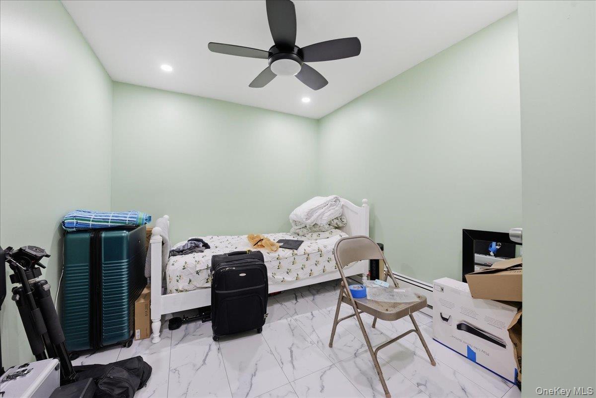 Single Family Laconia Bronx, NY 10469, MLS-968653-14